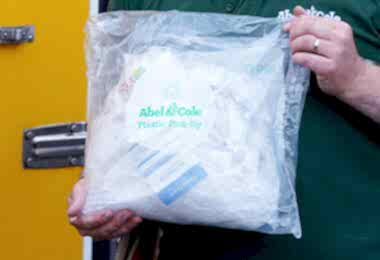 Plastic pick-up
