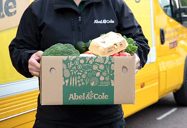Cutting carbon footprints with our deliveries
